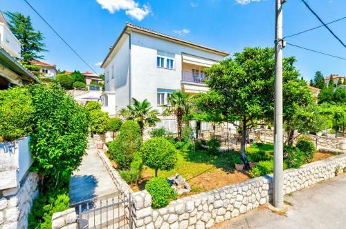 Apartamentos Mladen