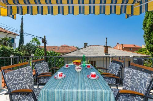 Apartamentos Culo Crni Mol