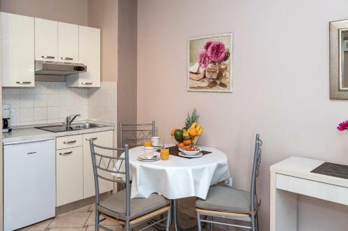 Apartamentos Karin