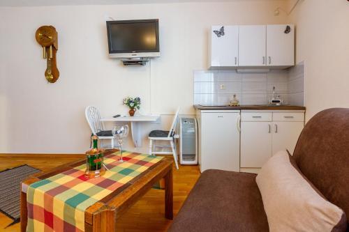 Apartments And Room Art