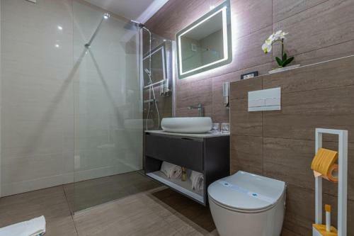 Hostal Villa Lorena With Pool