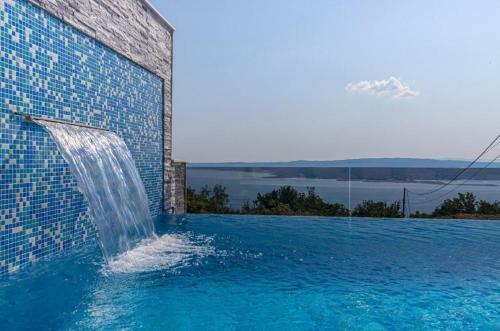 Hostal Villa Lorena With Pool