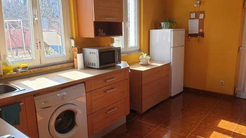 Hostal Apartments Roses
