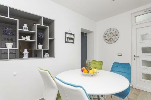 Apartments Sonja - 100 M From Sea
