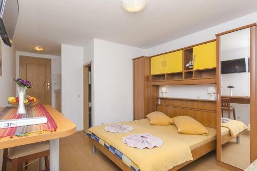 Apartments Sonja - 100 M From Sea