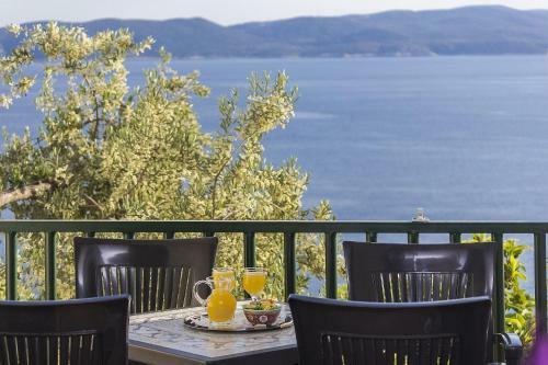 Apartments Sonja - 100 M From Sea