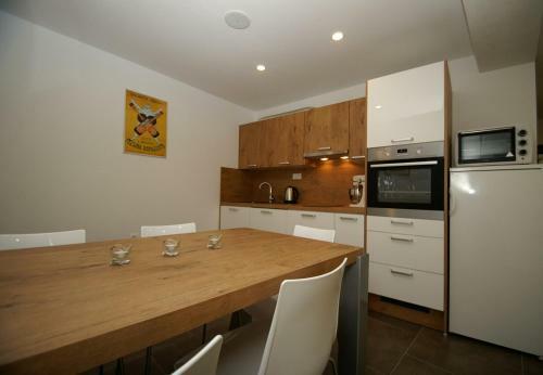 Apartment Lux D&m-comfy & Relaxing