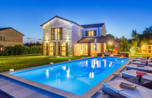 House Kamenica