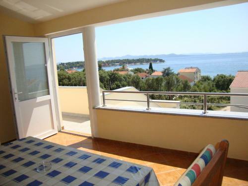 Apartments With Beautiful Sea View - Dm