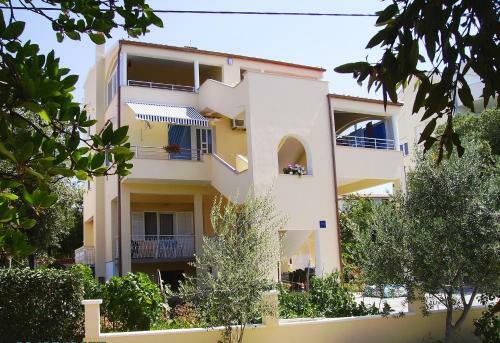 Apartments With Beautiful Sea View - Dm