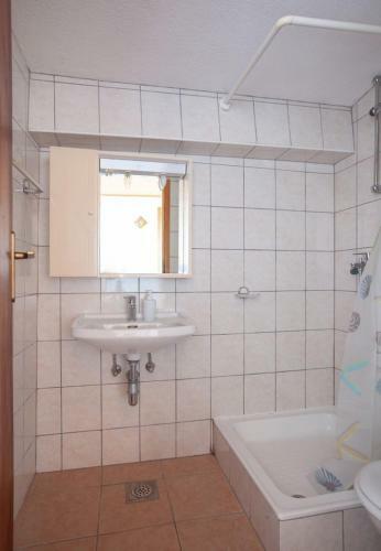 Apartments Ante-100m From Beach