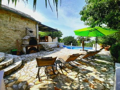 Villa Kris - Quiet And Romantic