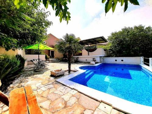 Villa Kris - Quiet And Romantic