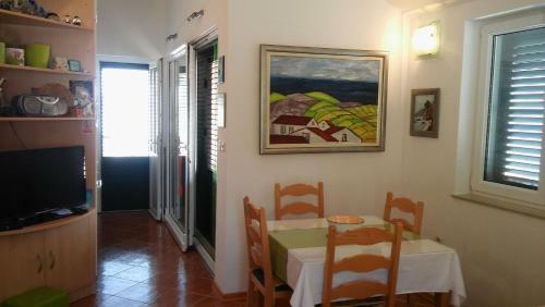Apartment Mirjana