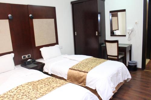 Apartamentos Raoum Inn