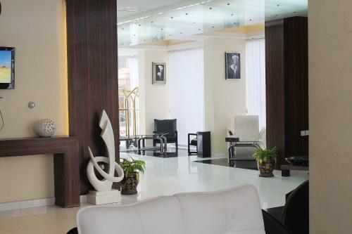 Apartamentos Raoum Inn