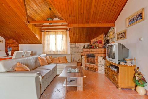 Hostal Dugi In Donji Humac * Mittel-dalmatien
