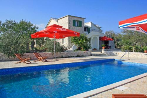 Hostal Dugi In Donji Humac * Mittel-dalmatien