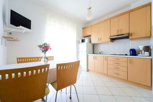 Apartments Zlatko - 100m From Sea