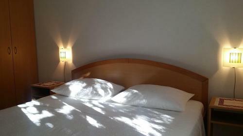 Apartments Zlatko - 100m From Sea