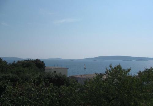 Holiday Home Uzlu - Relaxing