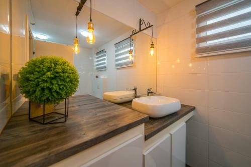 Villa Holiday Home Peaceful Oasis
