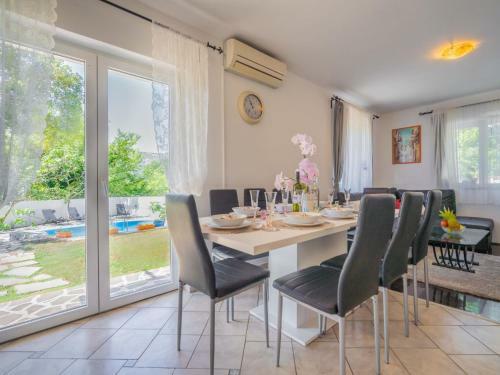 Holiday Home Ivona