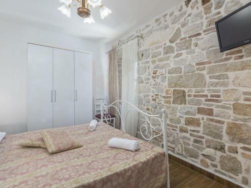 Villa Stone House With Private Pool For 10 People, Near Porec