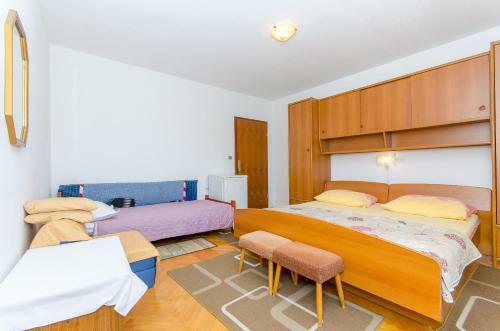 Apartments Moloco