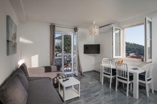 Hostal Begovi? Guest House