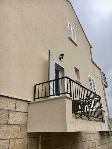 Hostal Begovi? Guest House
