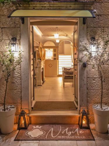 Hostal Heritage Villa Nobile