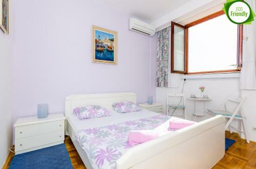 Apartamentos My Corner Rooms