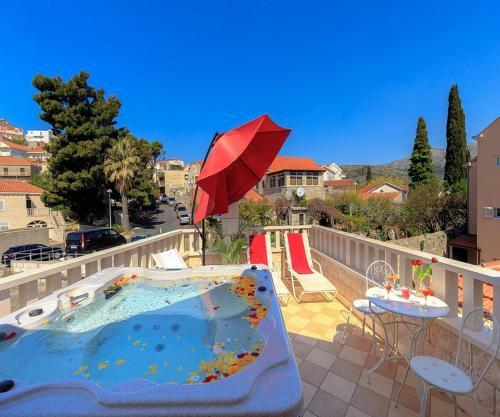 Hostal Heavenly Holiday Home
