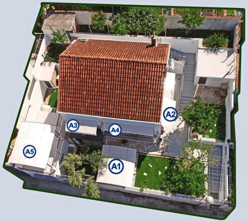 Nika Family Apartments
