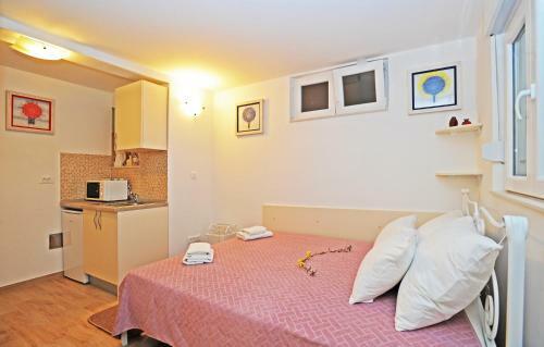 Nika Family Apartments