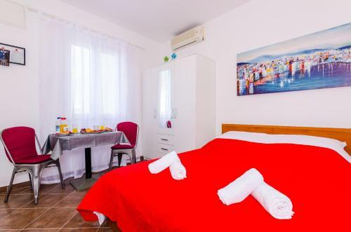 Miracle Apartments