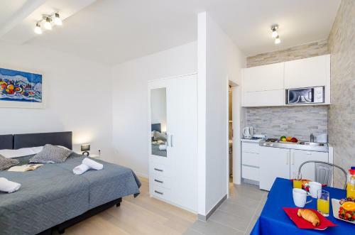 Miracle Apartments