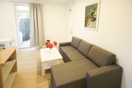 Apartment Goge