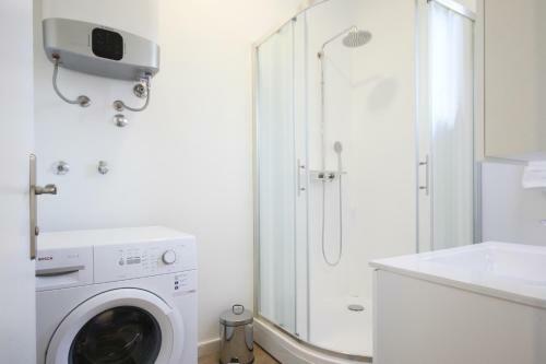 Apartment Goge