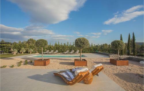 Awesome Home In Dubrava With Jacuzzi, Wifi And Heated Swimming Pool
