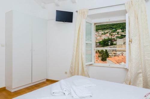 Hostal Cinema View House