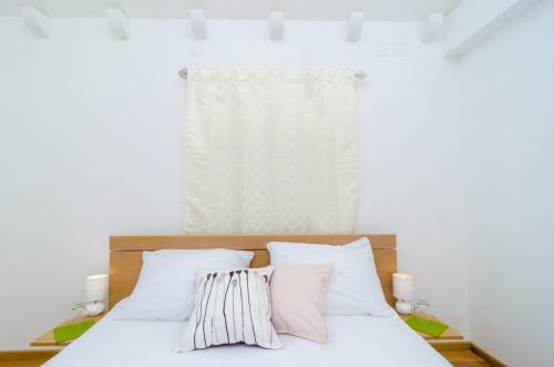 Hostal Cinema View House