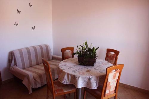 Hostal Burum Apartments