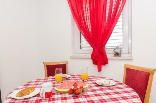 Hostal Burum Apartments