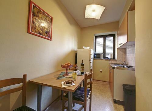 Apartment Villa Vala