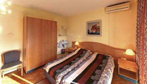 Apartment Villa Vala