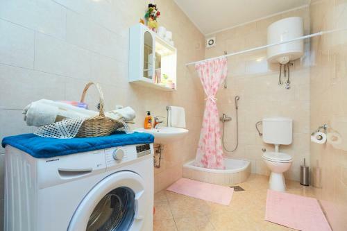 Hostal Guest House Medzalin
