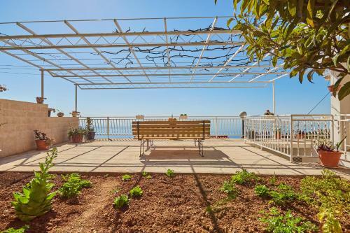 Hostal Guest House Medzalin