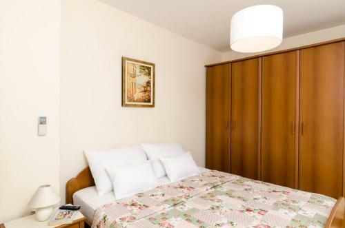Apartment 4U